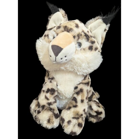Walmart  Bobcat realistic plush Stuffed Animal Toy - Picture 1 of 7